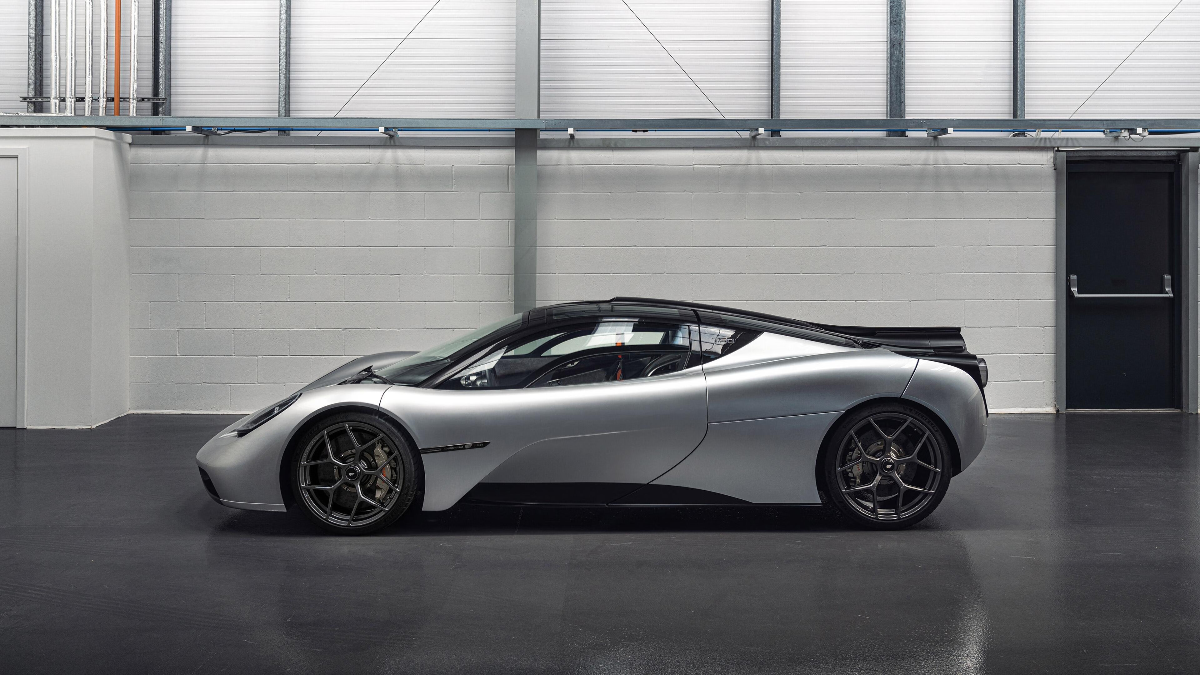 吉林队奇迹横扫NBA冠军掘金!西亚卡姆爆砍48+12创新高,新王诞生