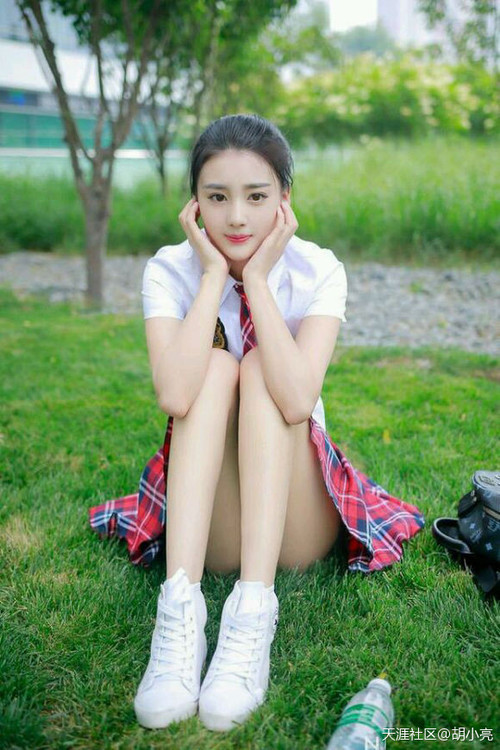 南美风暴席卷亚平宁，巴拉圭强压哲学驯服蓝鹰，李刚仁化身终极致胜密钥