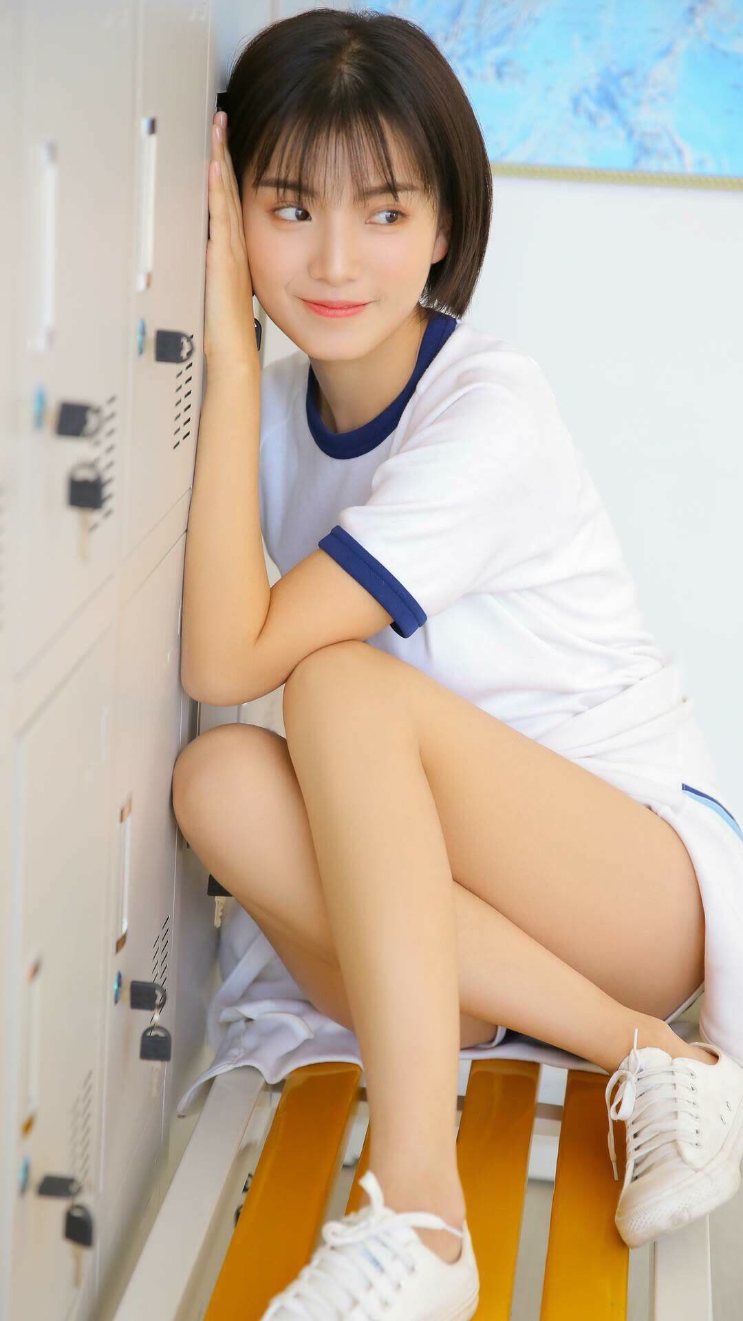 血肉长城与冷面杀手，灰熊窒息防守下，伦纳德末节19分上演逆转奇迹