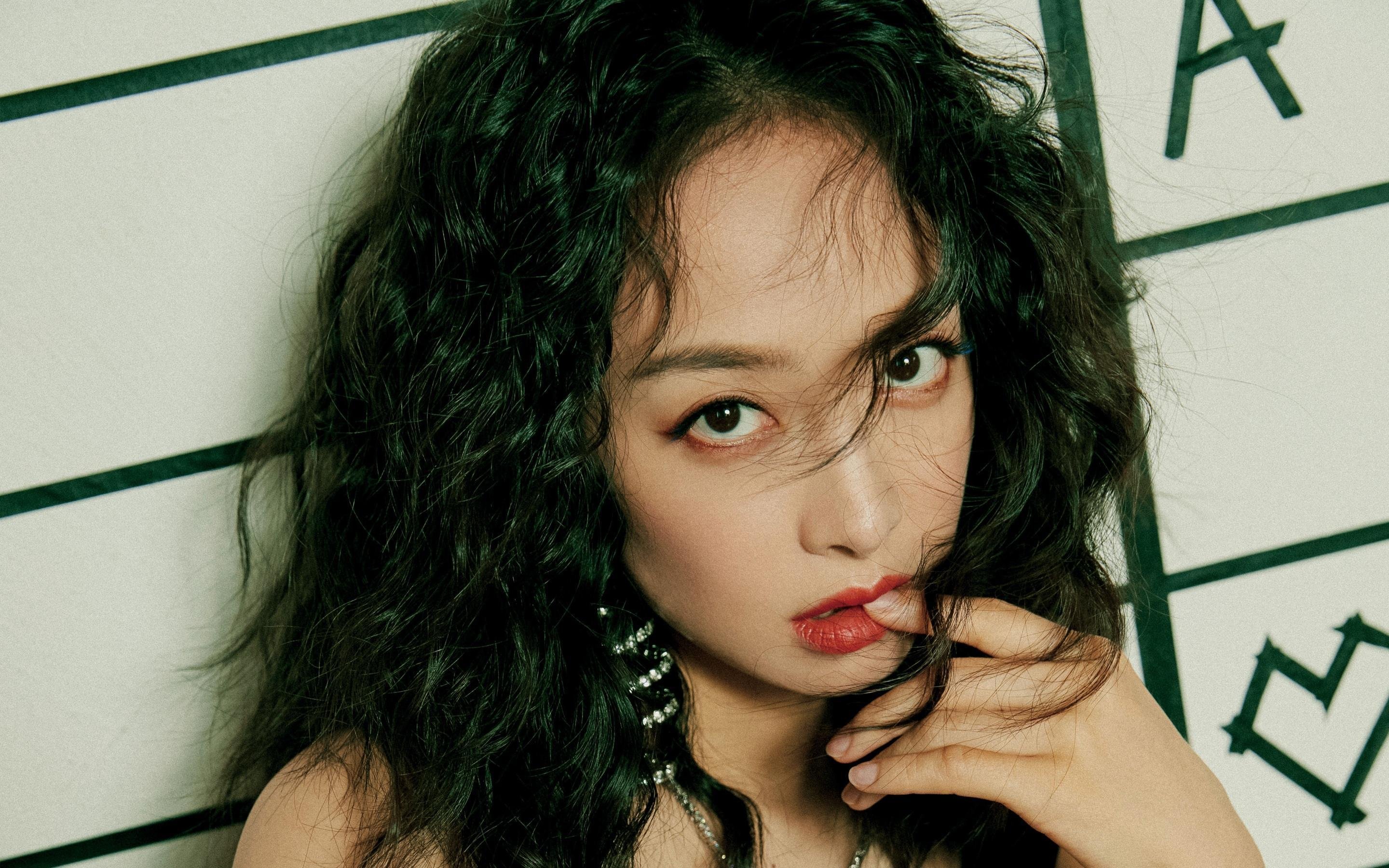 黄喜灿的谎言,一份被彻底撕碎的球探报告,如何定义了波兰与安哥拉之战